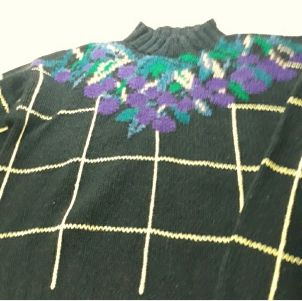 Floral Grid Sweater 100 % Shetland Wool Black  Purple And Yellow Size Medium - Picture 3 of 11